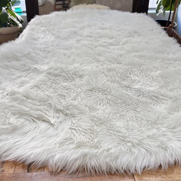 Faux Fur Area Rug 77